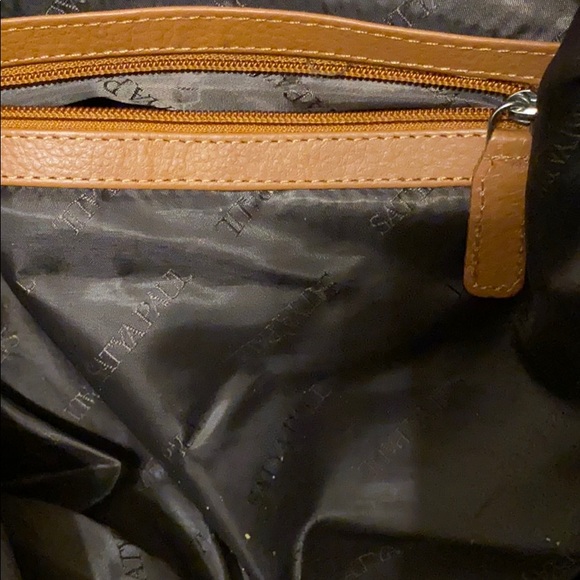 Purse - Picture 3 of 4